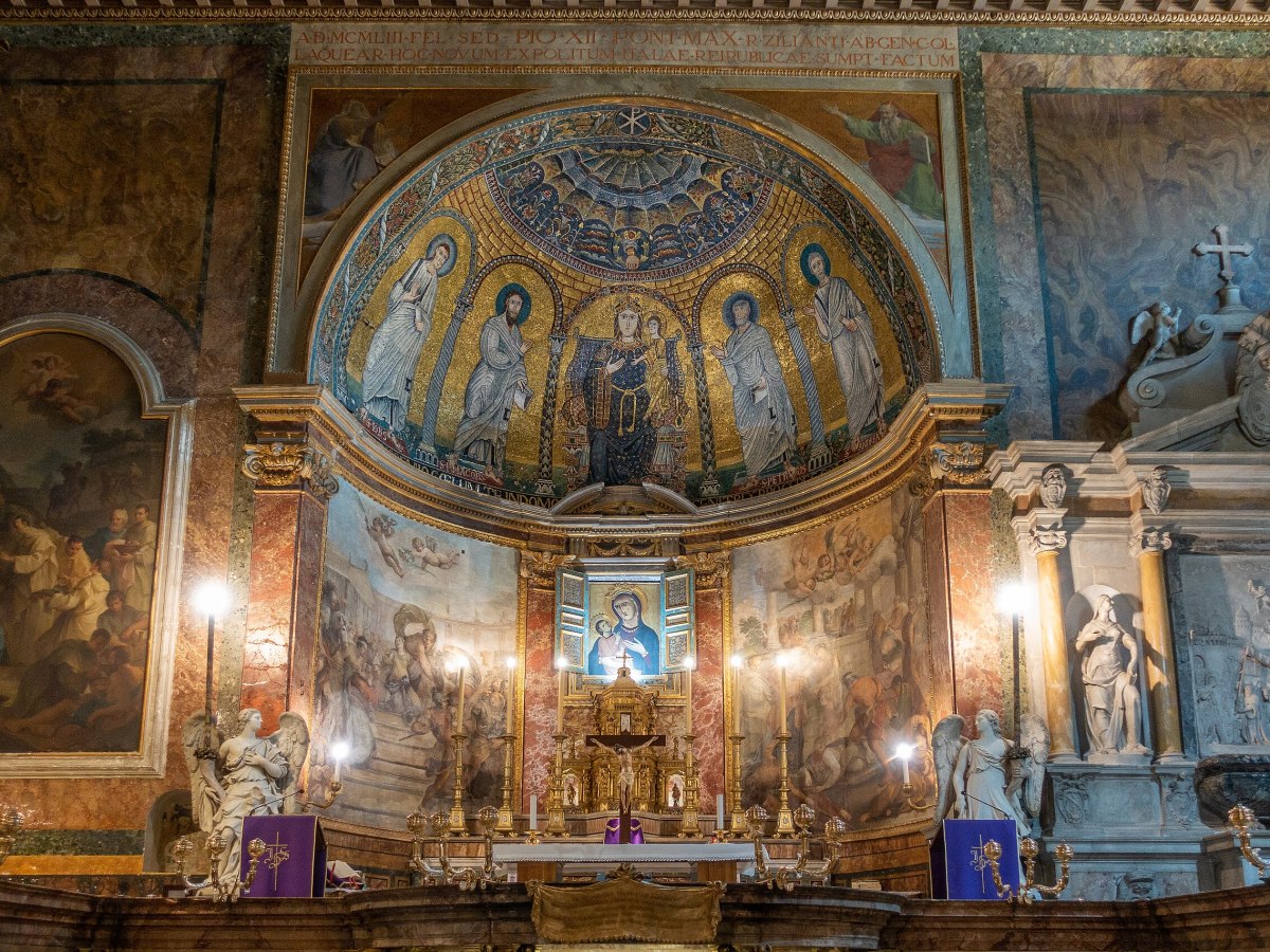 Hedera Picta, calendario&nbsp;pre-natalizio